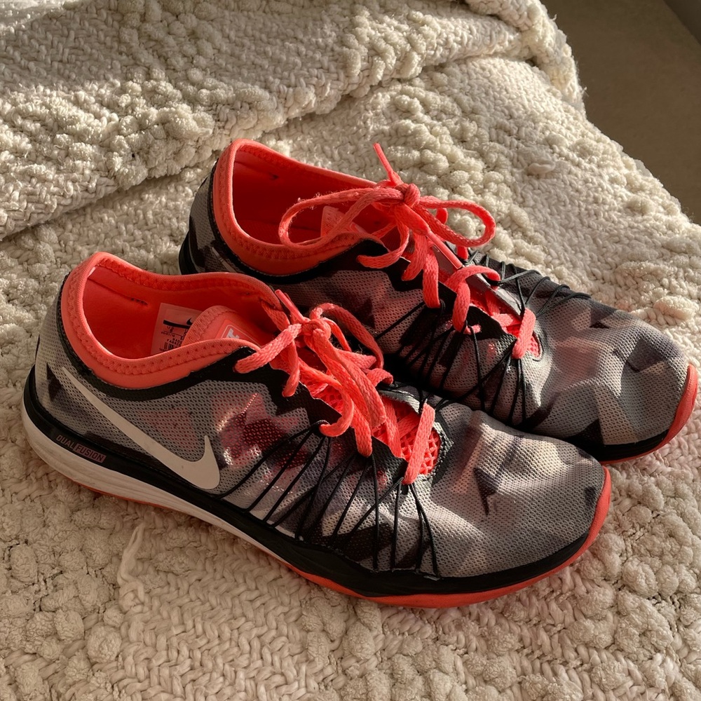 Nike multicolor sneakers